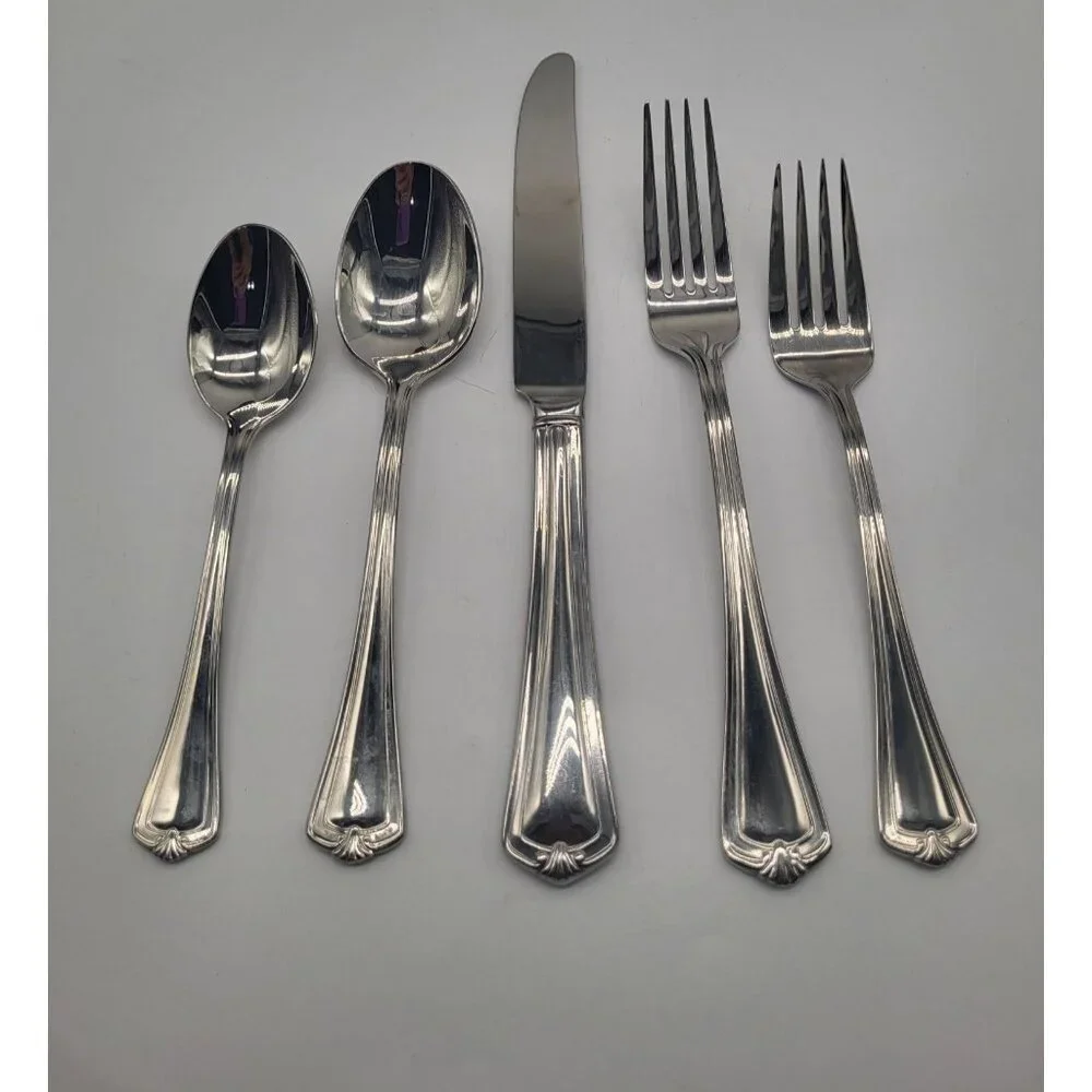 Reed & Barton Select Stainless Steel 18/10 HADLEY 5pc Flatware Set Service for 1